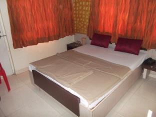Hotel Sai Varsha Shirdi Zewnętrze zdjęcie