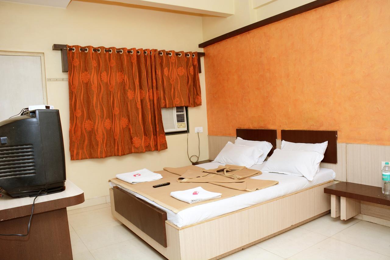 Hotel Sai Varsha Shirdi Zewnętrze zdjęcie