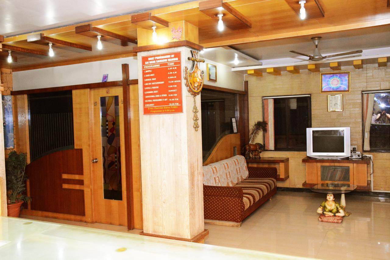 Hotel Sai Varsha Shirdi Zewnętrze zdjęcie