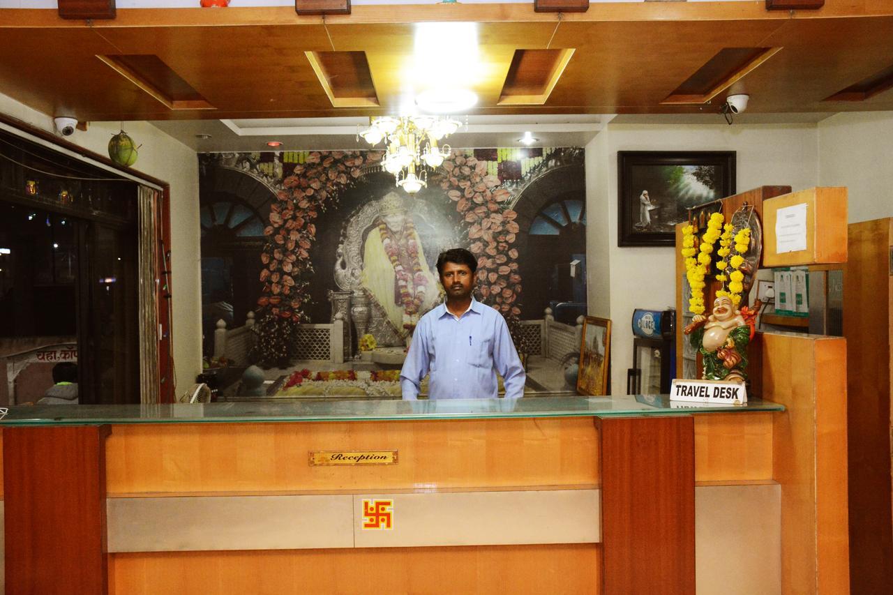 Hotel Sai Varsha Shirdi Zewnętrze zdjęcie