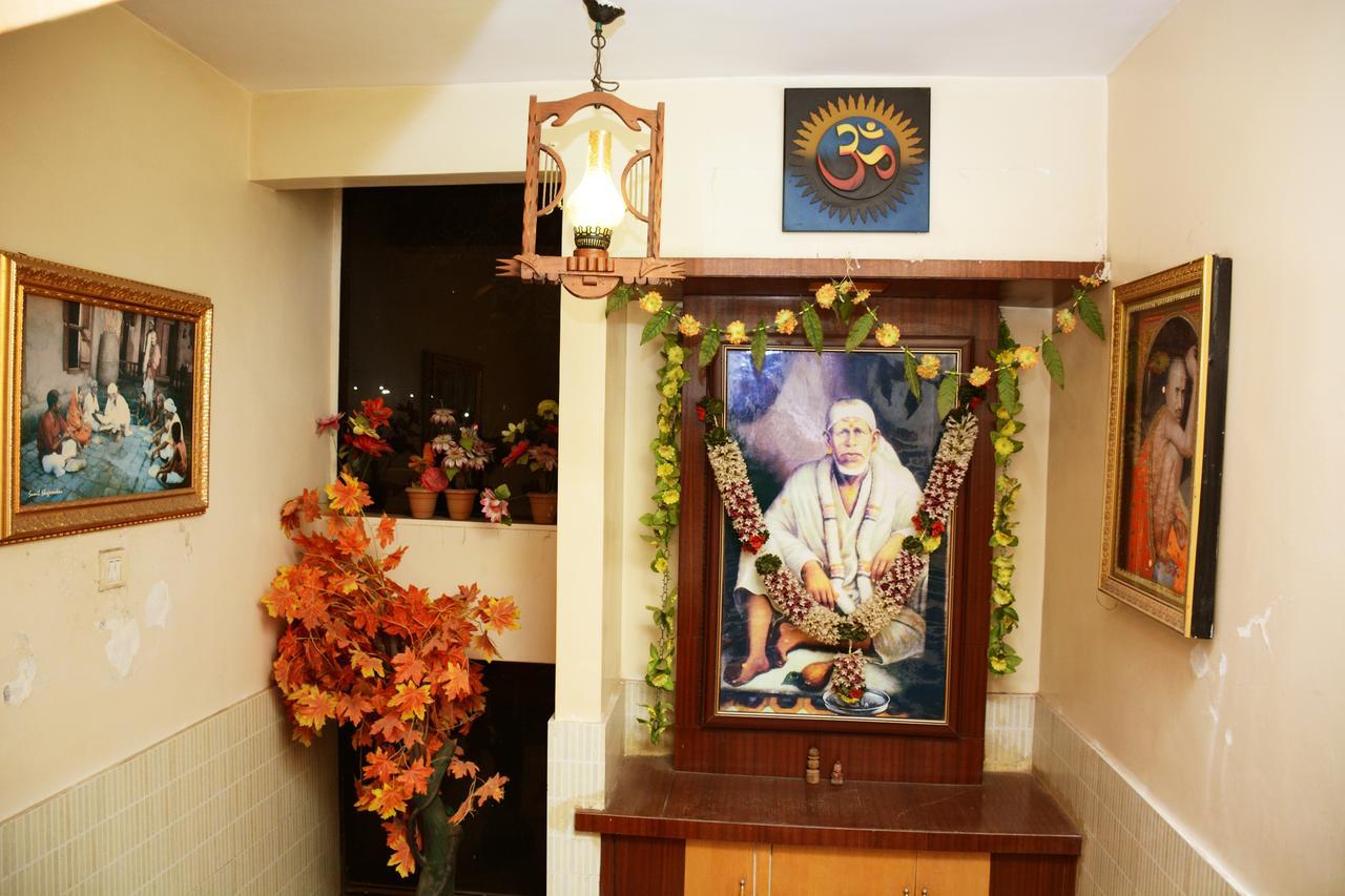 Hotel Sai Varsha Shirdi Zewnętrze zdjęcie